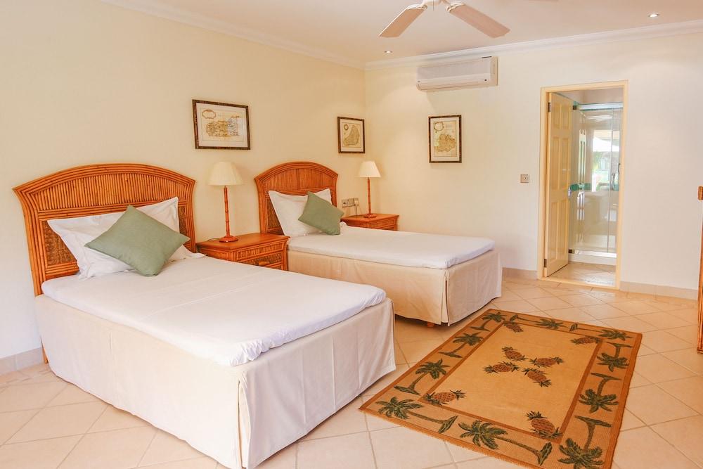 Bequia Beach Port Elizabeth Exterior photo